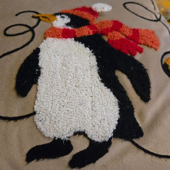 Phantoscope Penguin Christmas Lights Pillow Cover Needle Punch Tan Zipper Close - Picture 4 of 8